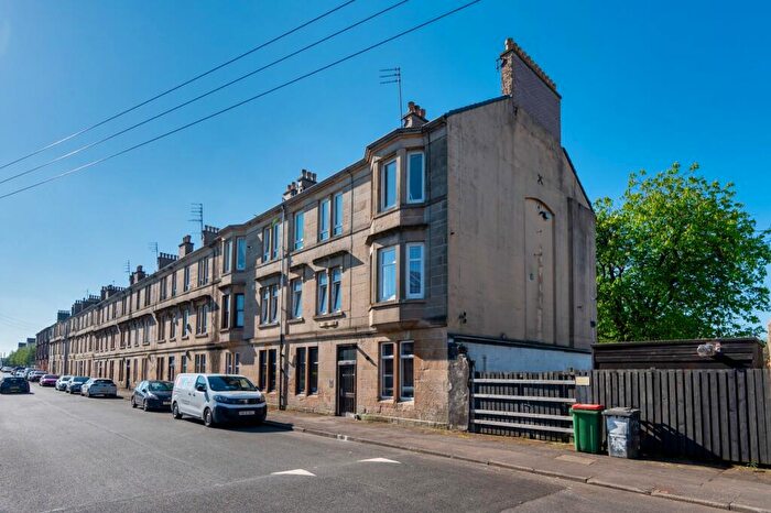 1 Bedroom Apartment To Rent In Dunedin, Terrace, Flat -, Clydebank, G81