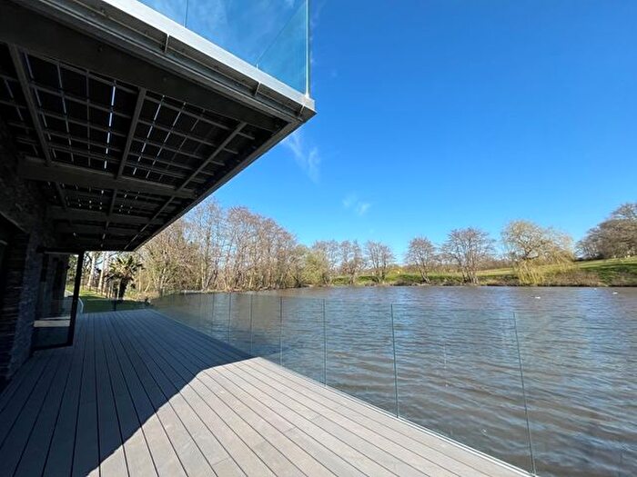 2 Bedroom Lodge To Rent In Woodbury Salterton, Exeter, EX5