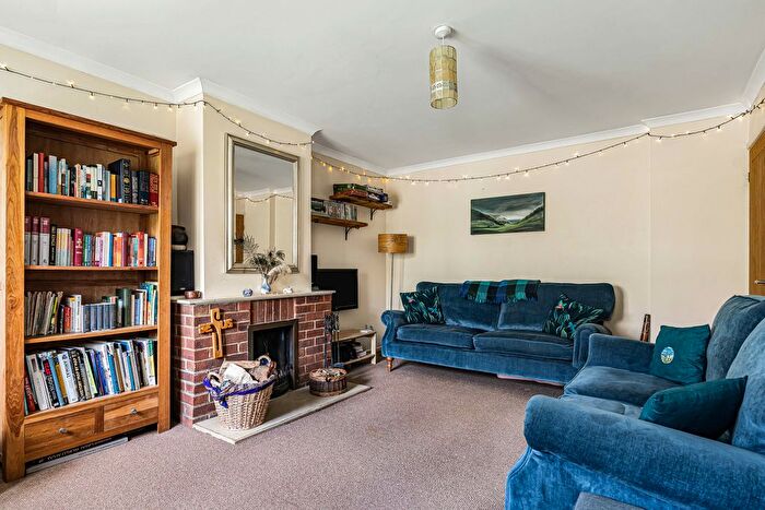 4 Bedroom Semi-Detached Bungalow For Sale In Kiln Road, Bovey Tracey, TQ13