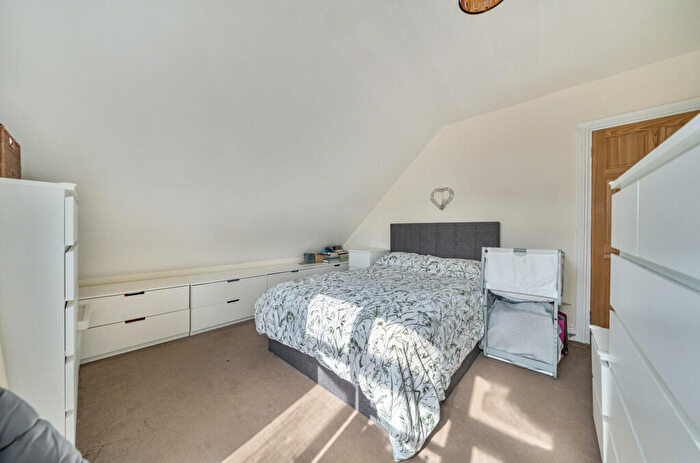 2 Bedroom Semi-Detached House For Sale In Maidstone Road, Sidcup, DA14