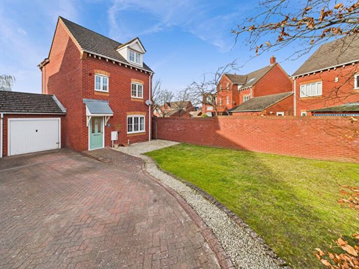 4 Bedroom Link Detached House For Sale In Dulwich Grange, Bratton, Telford, Ed., TF5