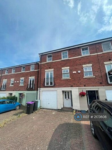 3 Bedroom Penthouse To Rent In Christ Church Close, Stamford, PE9