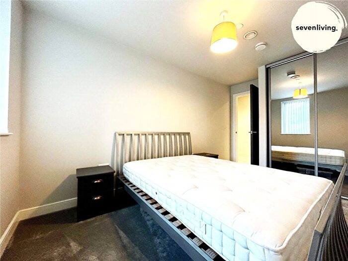 2 Bedroom Apartment To Rent In Steel House, The Metalworks, Petersfield Avenue, Slough, Berkshire, SL2