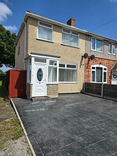 3 Bedroom End Of Terrace House To Rent In Shakespeare Road, Solihull, B90