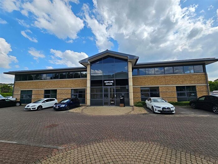 1 Bedroom Flat To Rent In Wycombe Lane, Wooburn Green, HP10