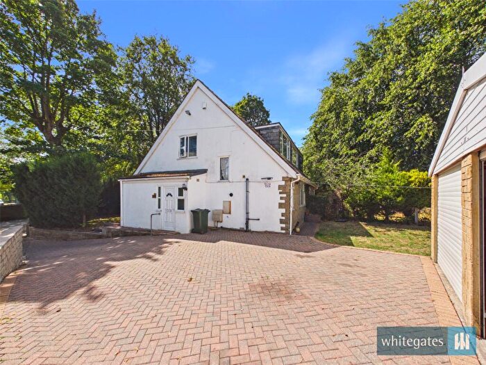 3 Bedroom Semi Detached House For Sale In Greenbank Road, Allerton, Bradford, West Yorkshire, BD15