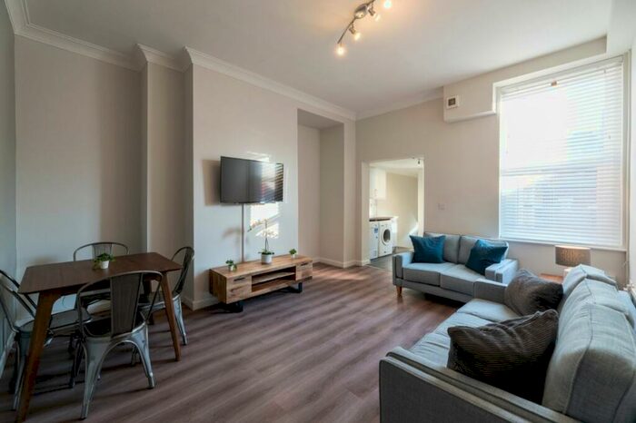 5 Bedroom Terraced House To Rent In Forsyth Road, Newcastle, NE2