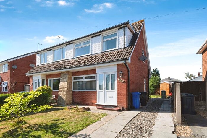 3 Bedroom Semi-Detached House For Sale In Cowan Way, Widnes, WA8