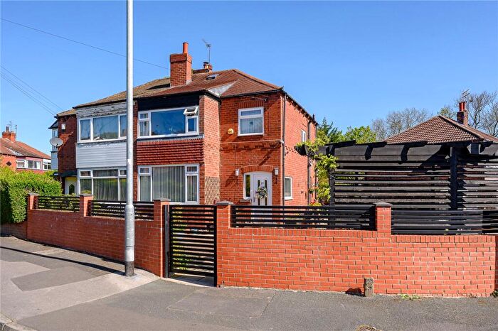 3 Bedroom Semi Detached House For Sale In Grange Park Road, Roundhay, LS8