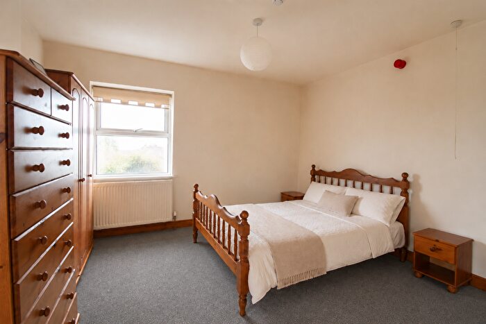 1 Bedroom Apartment To Rent In Elm Avenue, Nottingham, NG3