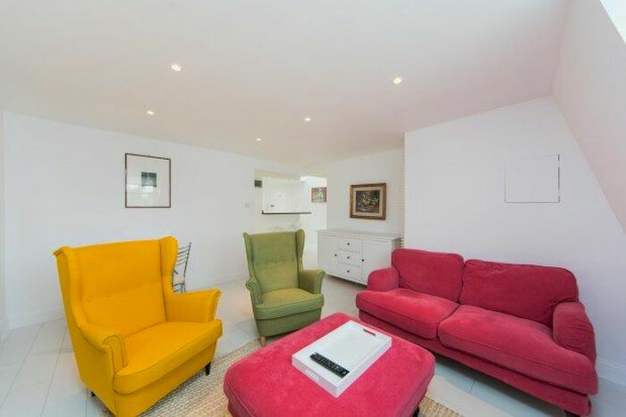 2 Bedroom Flat To Rent In Old Brompton Road, London, SW7