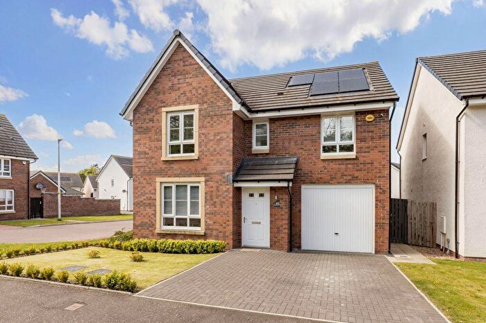 4 Bedroom Detached House For Sale In Old School Avenue, West Calder, EH55