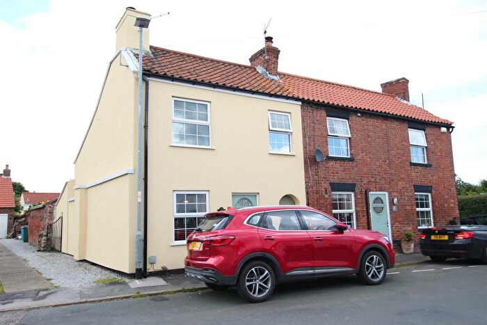 2 Bedroom Semi-Detached House For Sale In High Street, Aldbrough, Hull, HU11