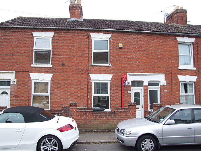 2 Bedroom Terraced House To Rent In Great Park Street, Wellingborough, NN8
