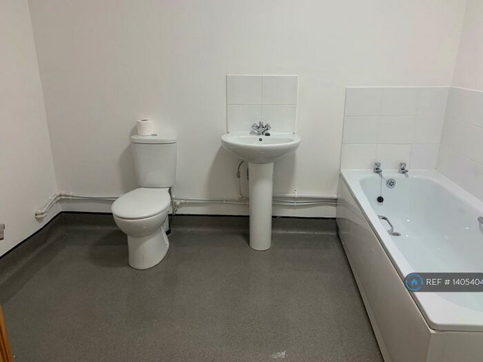 2 Bedroom Flat To Rent In A Main Street, Mexborough, S64