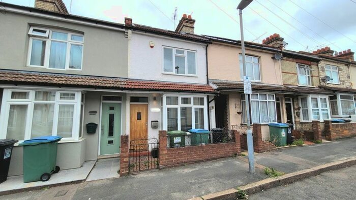 3 Bedroom Property To Rent In Benskin Road, Watford, WD18