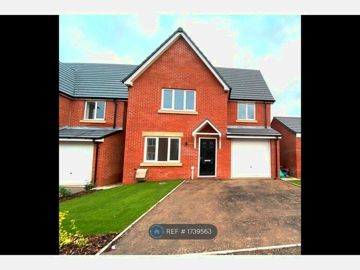 4 Bedroom Detached House To Rent In Heroes Drive, Birmingham, B29