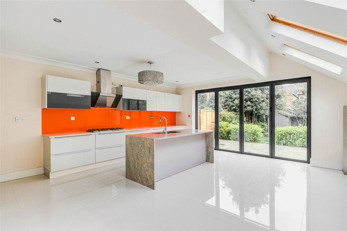 5 Bedroom Terraced House To Rent In Lysia Street, London, SW6