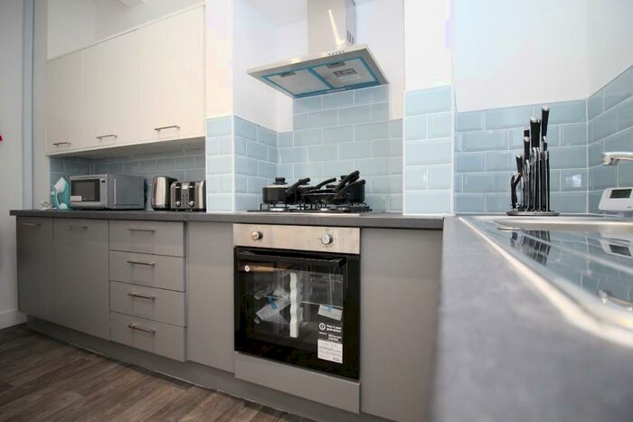 4 Bedroom Terraced House To Rent In Cotesheath Street, Stoke-On-Trent, Staffordshire, ST1