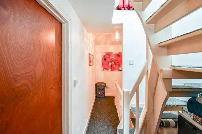 3 Bedroom Terraced House For Sale In Wilfred Street, Barry, CF63