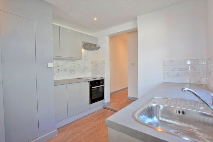 1 Bedroom Flat To Rent In Old Church Road, London, E4