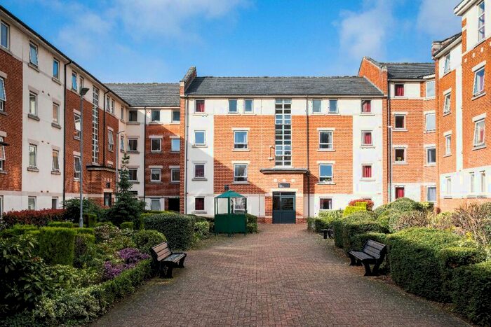 Studio To Rent In Classic Ensuite - Westhill Hall, Sheffield, S1