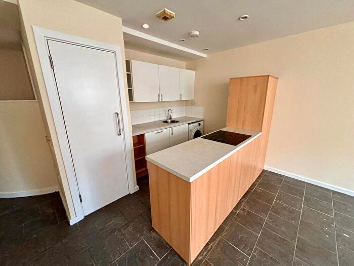 1 Bedroom Apartment For Sale In Bennetts Hill, Birmingham, B2