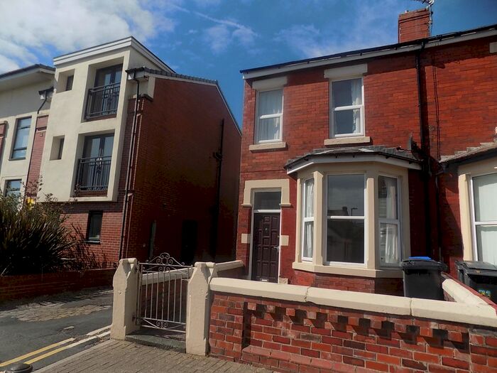 1 Bedroom Flat To Rent In Victory Road, Blackpool, FY1