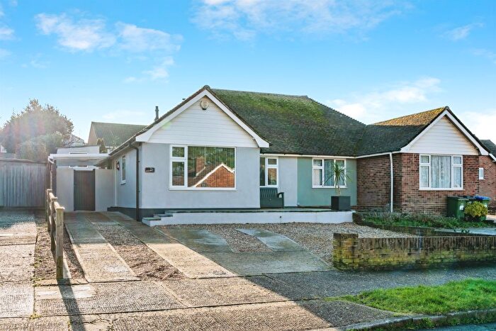 3 Bedroom Semi-Detached Bungalow For Sale In Richington Way, Seaford, BN25