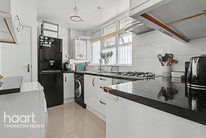 1 Bedroom Flat For Sale In Parchmore Road, Thornton Heath, CR7