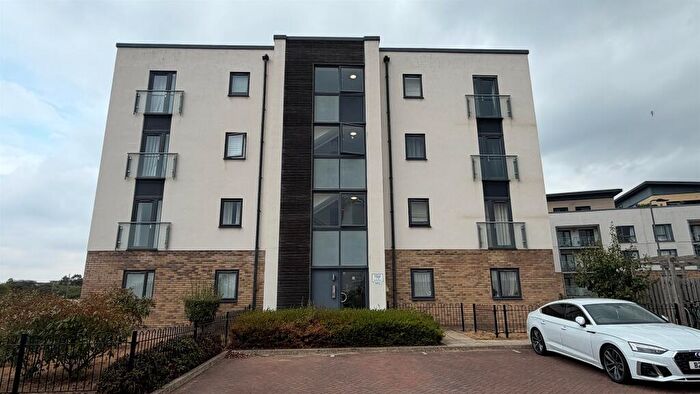 2 Bedroom Flat For Sale In Hammonds Drive, Peterborough, PE1