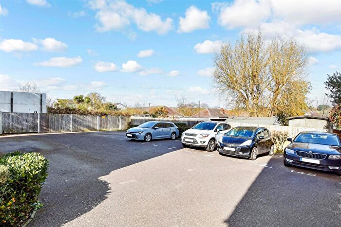 2 Bedroom Flat For Sale In Toad Hall Crescent, Chattenden, Rochester, Kent, ME3
