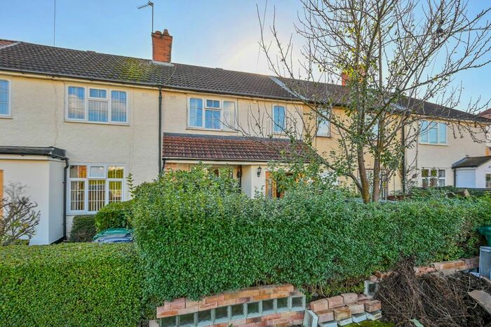 4 Bedroom Detached House To Rent In Walter Walk, Mill Hill, Edgware, HA8