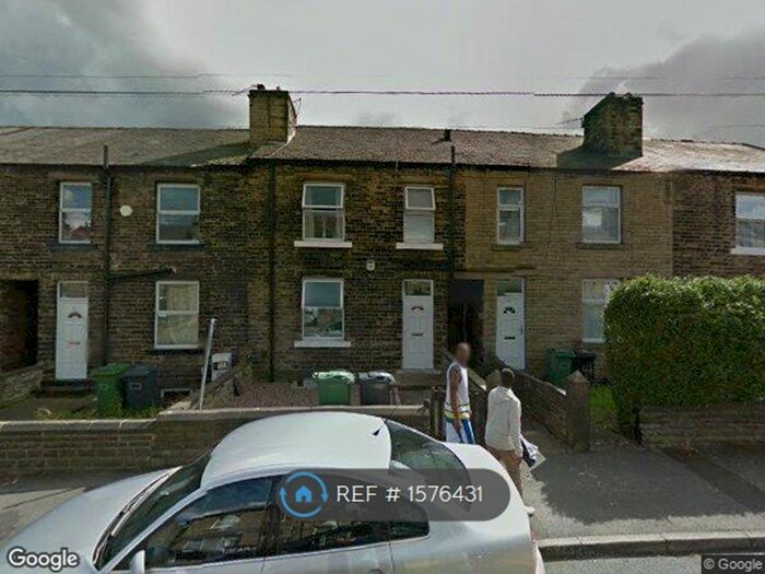 2 Bedroom Terraced House To Rent In Huddersfield, Huddersfield, HD2