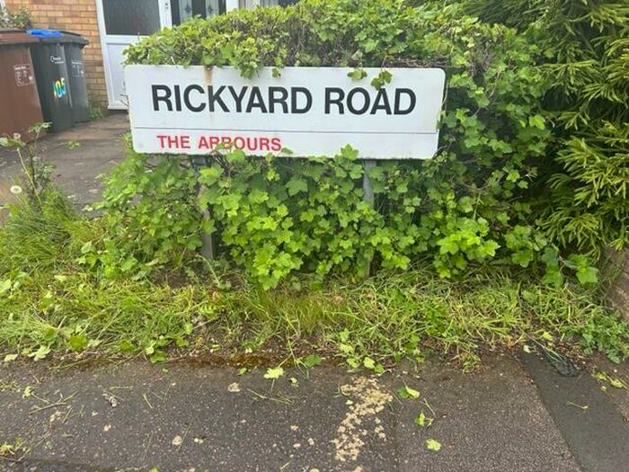 3 Bedroom House To Rent In Rickyard Road, Northampton, NN3