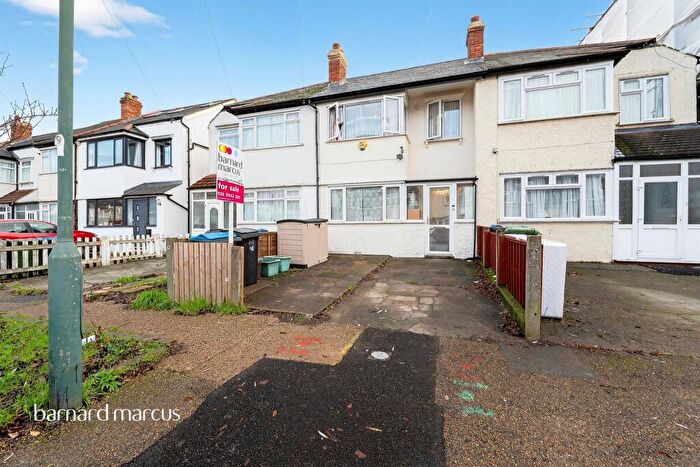 3 Bedroom Terraced House For Sale In Cavendish Road, New Malden, KT3