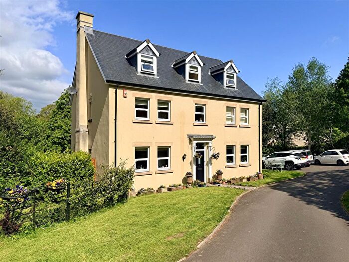 5 Bedroom Detached House For Sale In Manadon Park, Plymouth, PL5