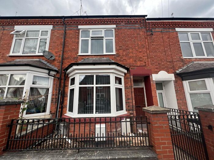 2 Bedroom Flat To Rent In Kimberley Road, Leicester, LE2