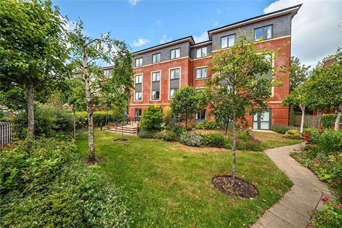 1 Bedroom Flat For Sale In Avonbank Lodge, Newbury, RG14