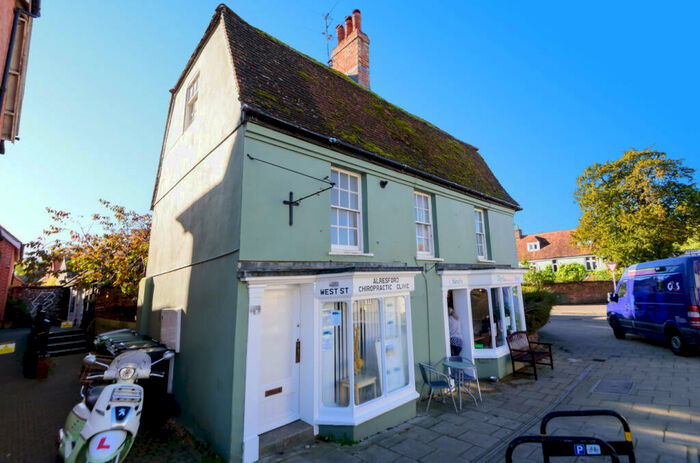 1 Bedroom Apartment To Rent In West Street, Alresford, Hampshire, SO24