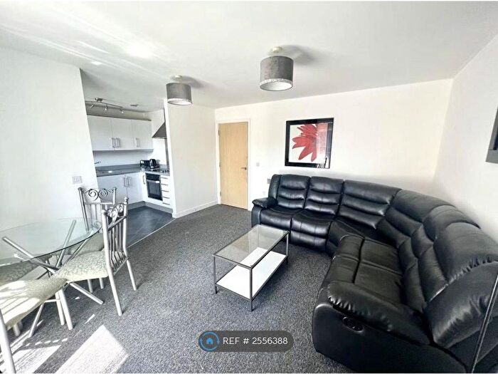 2 Bedroom Flat To Rent In Broad Gauge Way, Wolverhampton, WV10