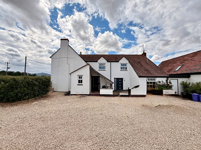 4 Bedroom Property To Rent In Hawthorn Lane, Malvern, WR13