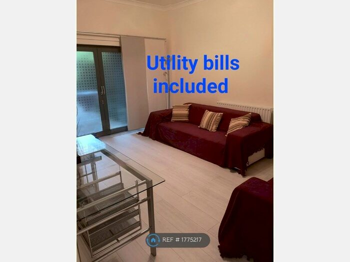 1 Bedroom Flat To Rent In Newcross, London, SE14