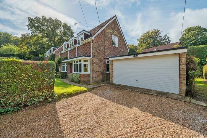 3 Bedroom Detached House To Rent In Beech Hill Road, Arford, GU35