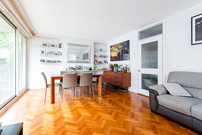 2 Bedroom Flat To Rent In Haverstock Hill, Belsize Park, NW3