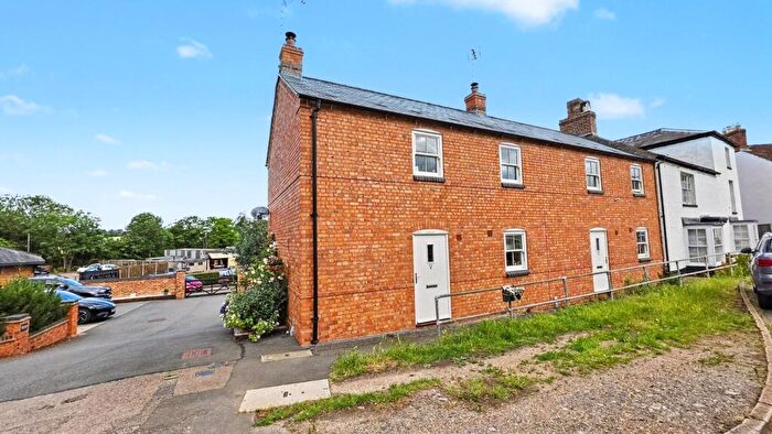 2 Bedroom End Of Terrace House For Sale In High Street, Blisworth, Northampton, NN7