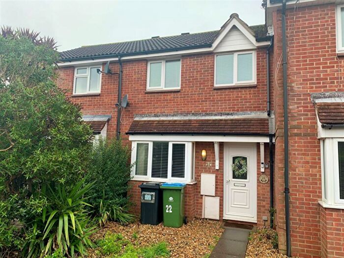 3 Bedroom Terraced House To Rent In Biscay Close, Littlehampton, BN17