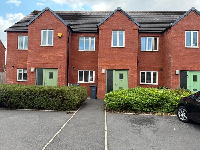 3 Bedroom Terraced House To Rent In John Brooks Avenue, Smethwick, West Midlands, B66