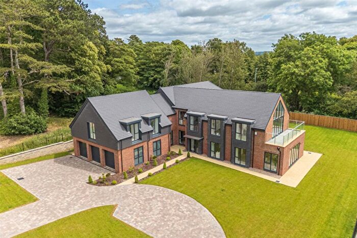 6 Bedroom Detached House For Sale In Symeon Manor, Durham, DH1