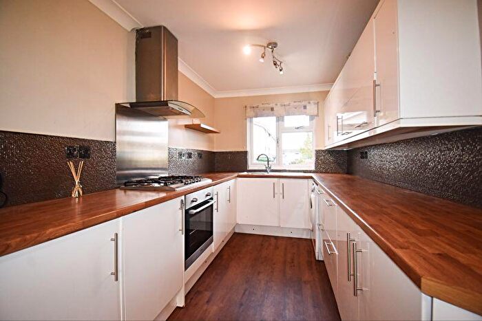 3 Bedroom Terraced House To Rent In Abbey Road, Basingstoke, RG24